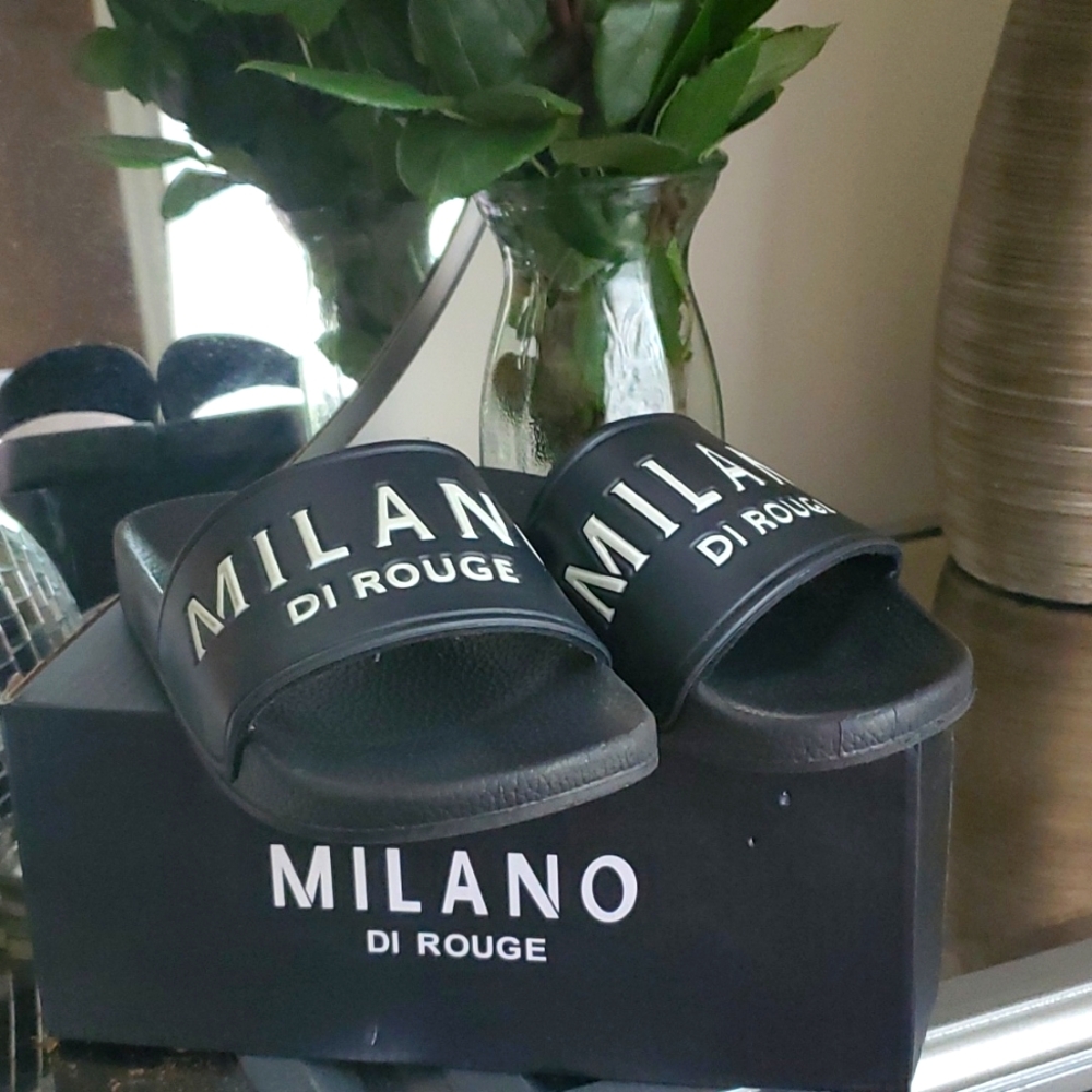 Milano limited edition pool Slides
